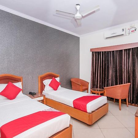 העיר בנגלור Hotel Chetan International מראה חיצוני תמונה