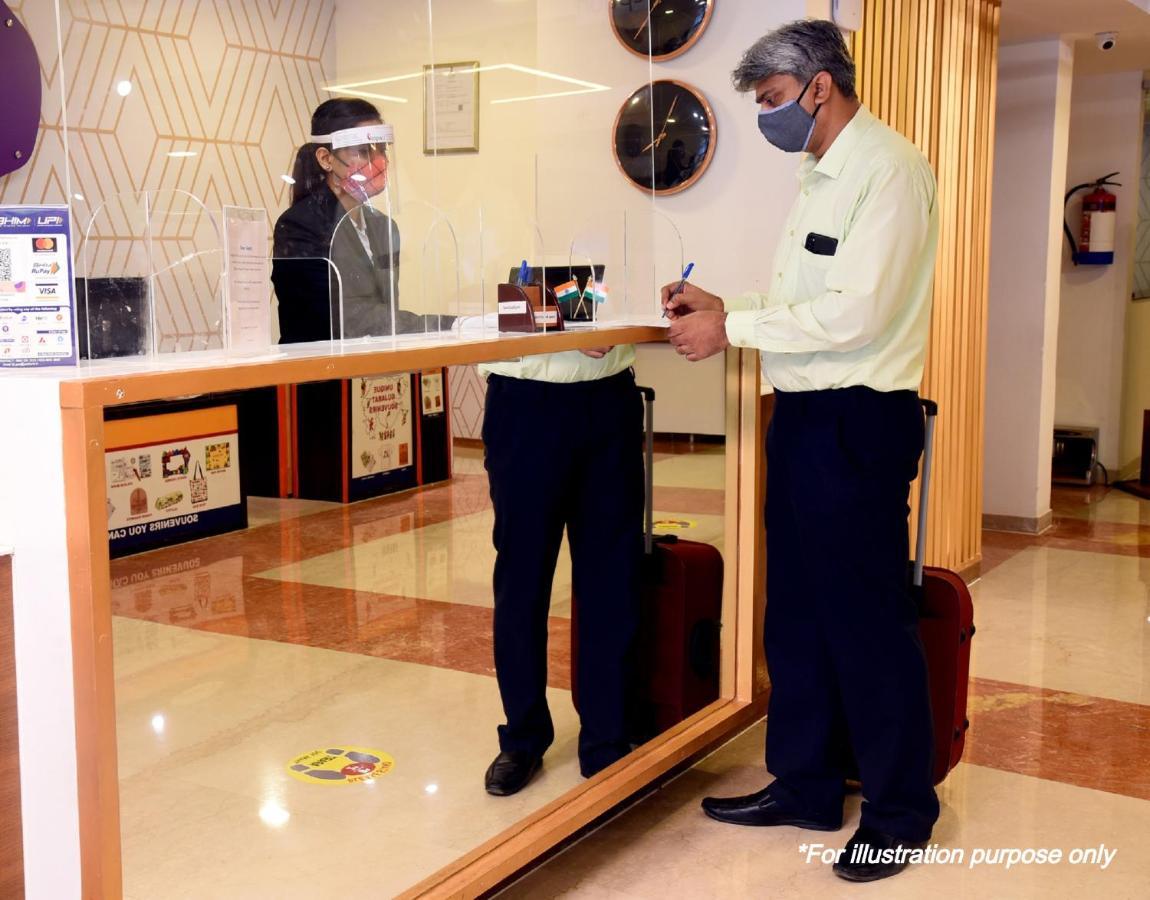 העיר בנגלור Hotel Chetan International מראה חיצוני תמונה