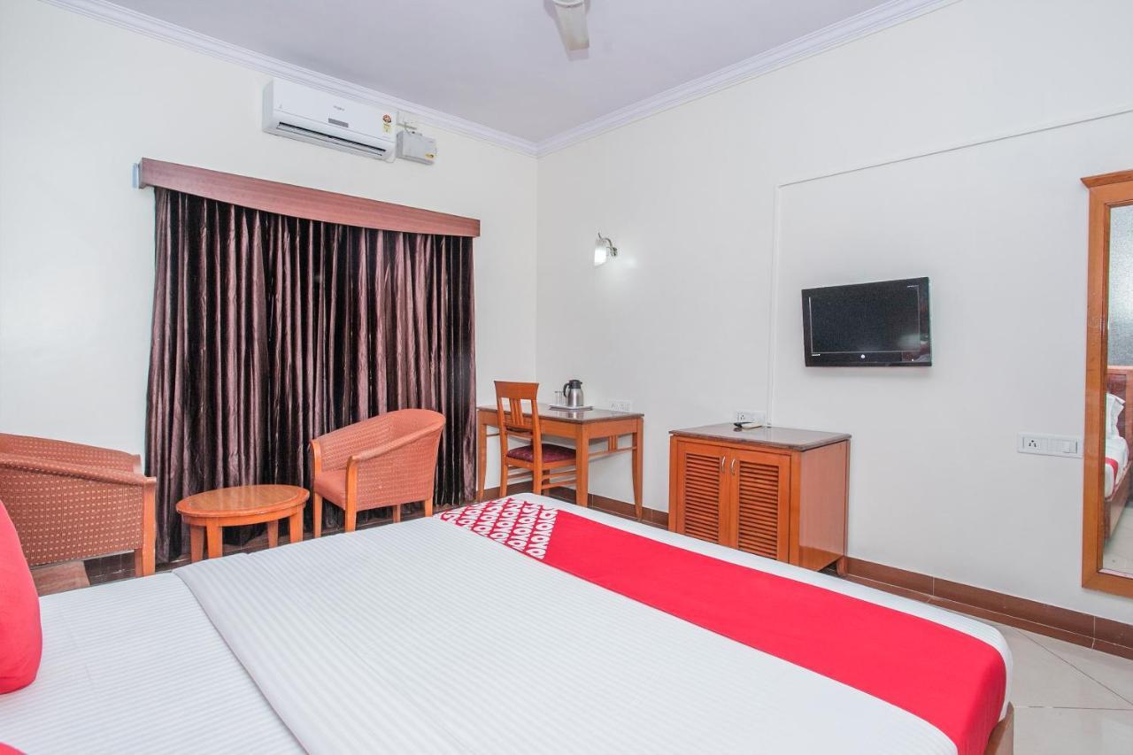 העיר בנגלור Hotel Chetan International מראה חיצוני תמונה