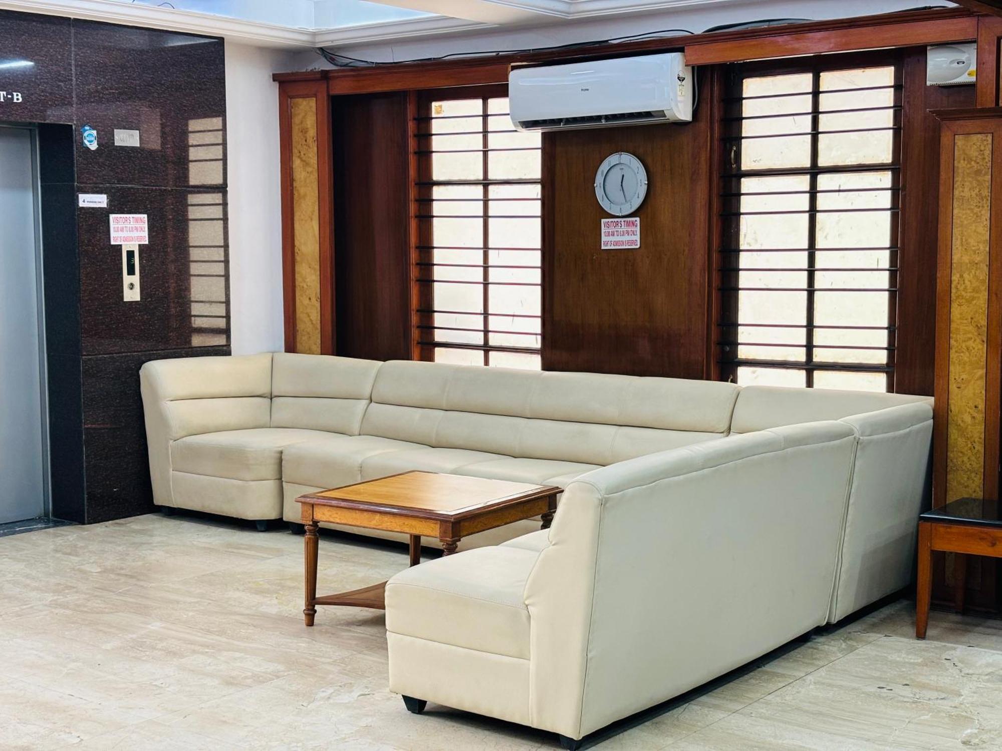 העיר בנגלור Hotel Chetan International מראה חיצוני תמונה