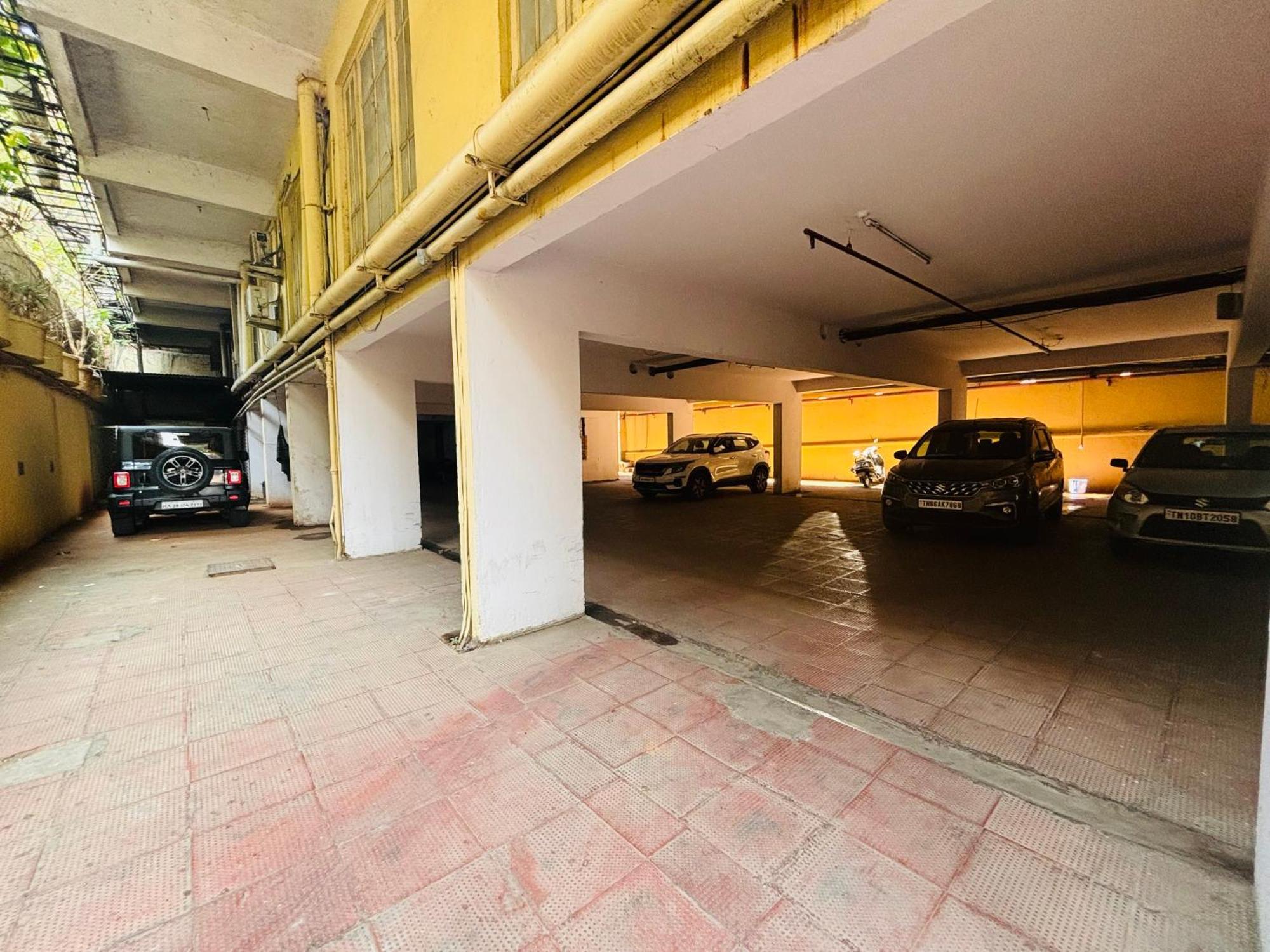 העיר בנגלור Hotel Chetan International מראה חיצוני תמונה