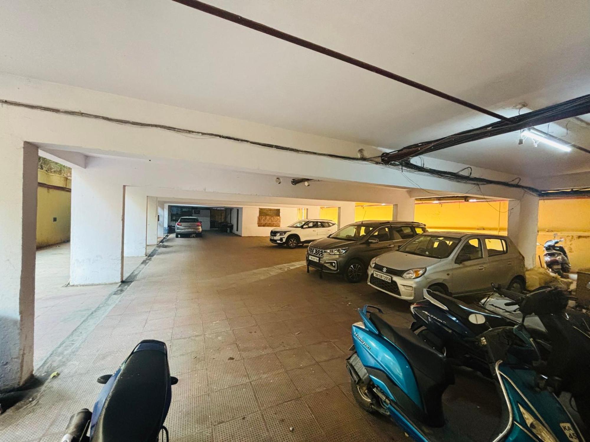 העיר בנגלור Hotel Chetan International מראה חיצוני תמונה